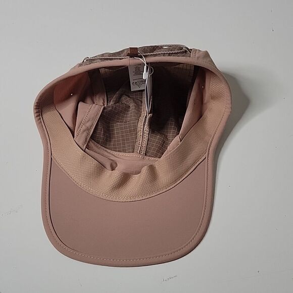 NEW RIPSTOP TRAIL LULULEMON TAN / PINK CLAY ADJUSTABLE CORD LIGHTWEIGHT HAT NWT main image 4